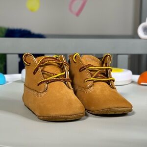 Baby Timberland Crib Bootie Set (Size 3)